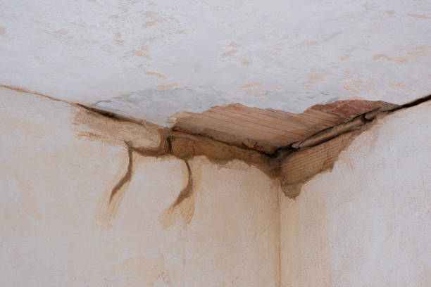 Sewage cleanup and water damage restoration in WI